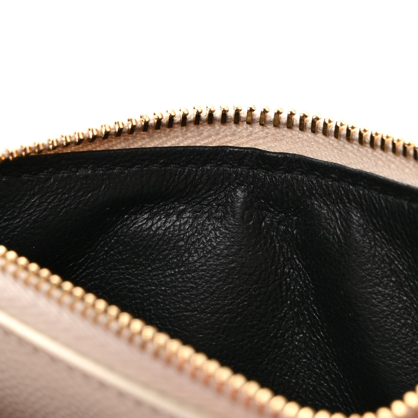 Grain De Poudre Matelasse Chevron Monogram Fragments Zippered Card Case Crema Soft
