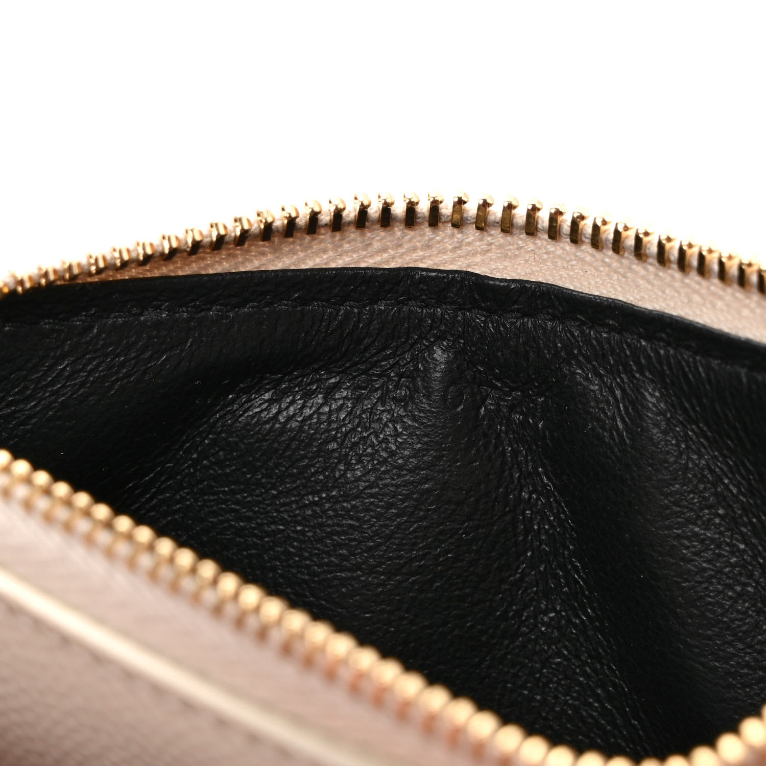 Saint Laurent Grain De Poudre Matelasse Chevron Monogram Fragments Zippered Card Case Crema Soft 7 of 7