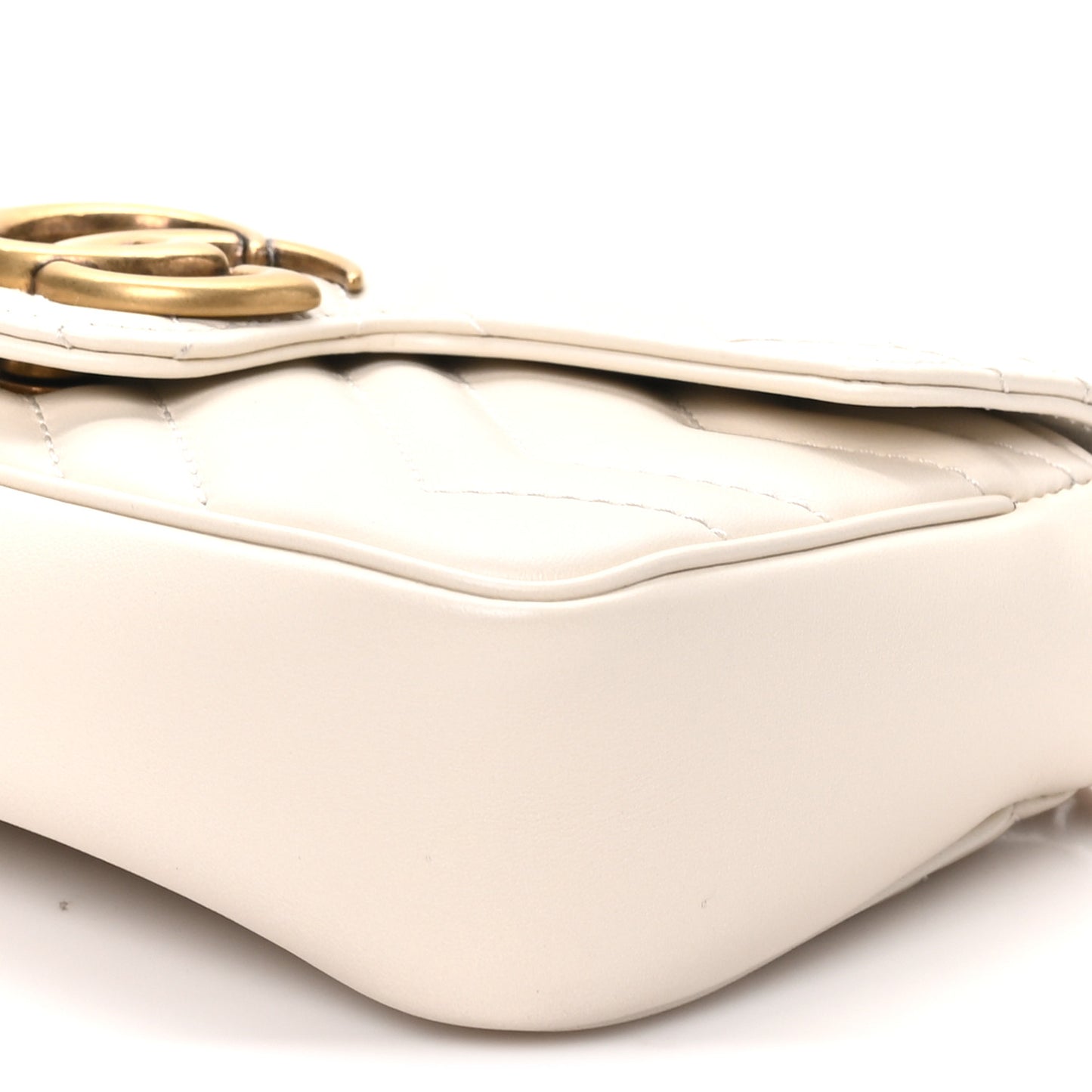 Calfskin Matelasse Super Mini GG Marmont Shoulder Bag White