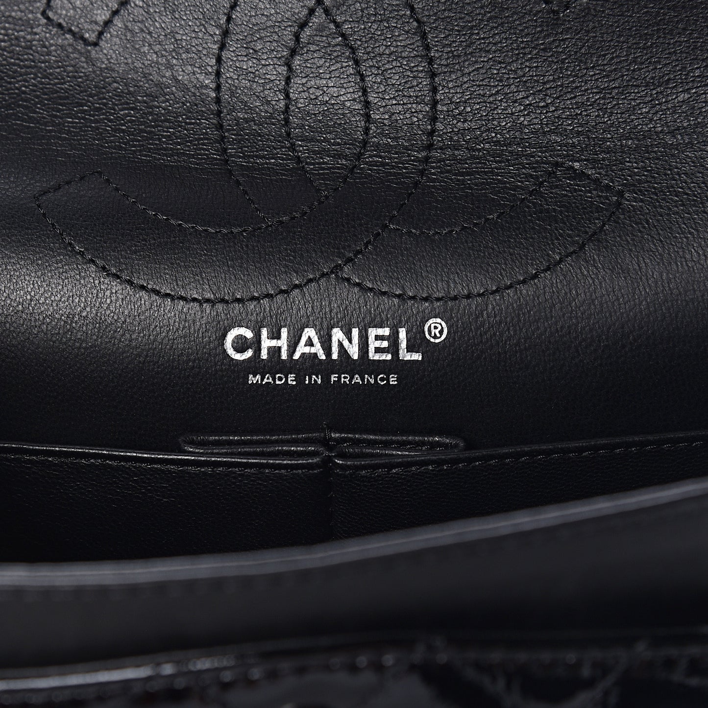 Distressed Patent Quilted 2.55 Reissue 226 Flap Black