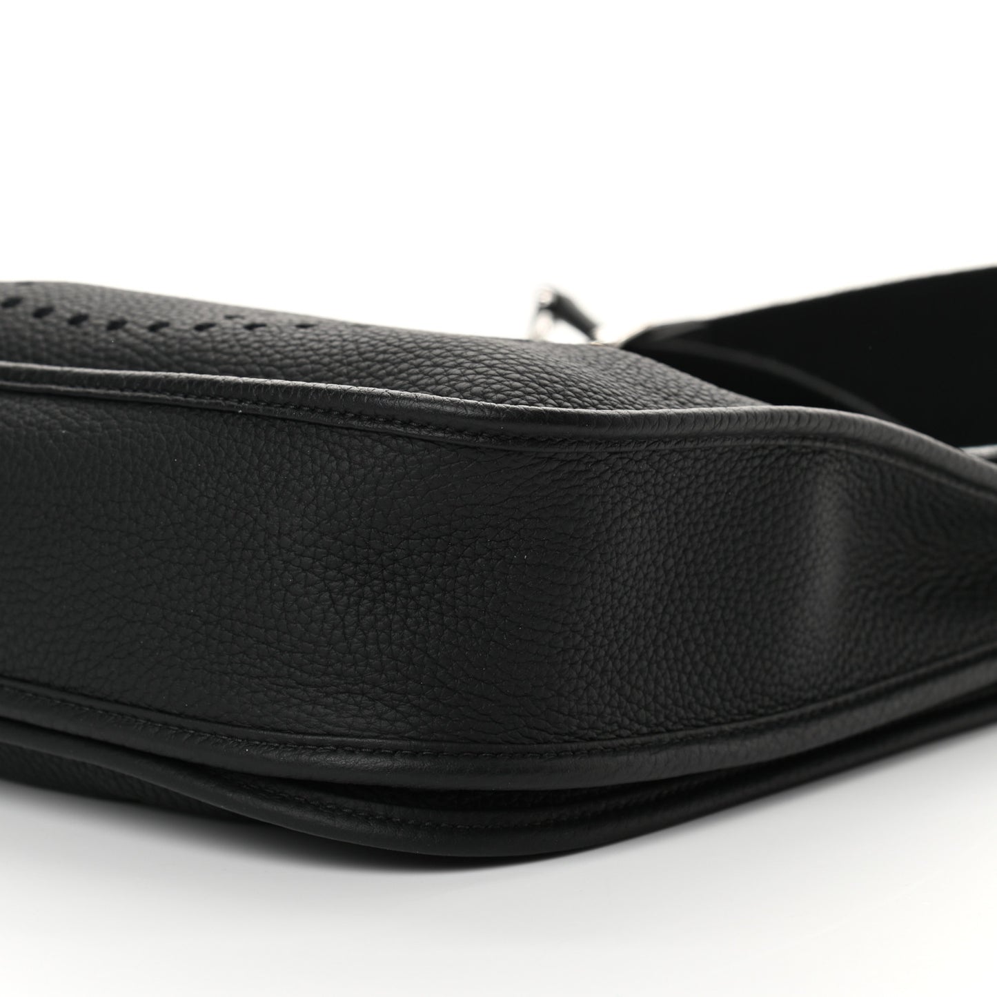 Taurillon Clemence Evelyne III PM Black