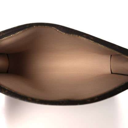 Louis Vuitton Monogram Toiletry Pouch 26 5 of 9