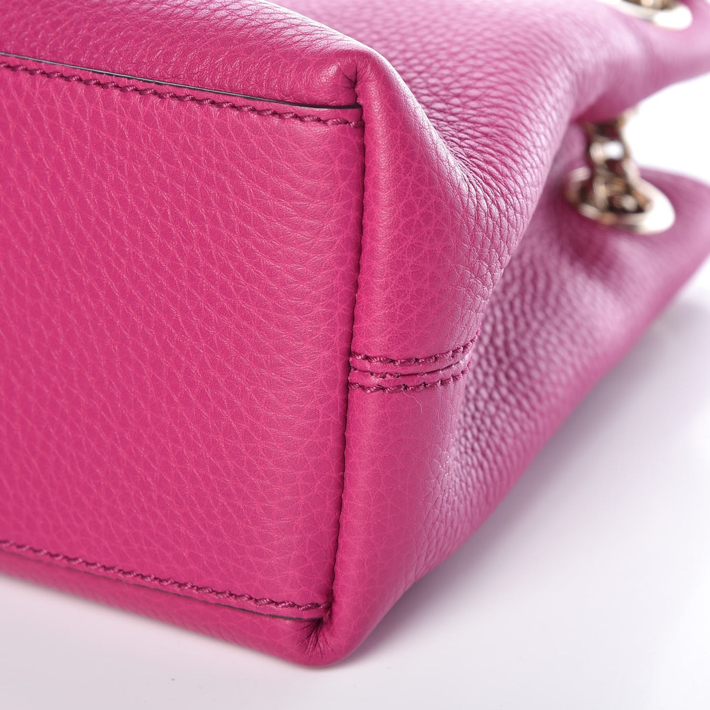 Cellarius Calfskin Small Soho Chain Shoulder Bag Bright Bouganville