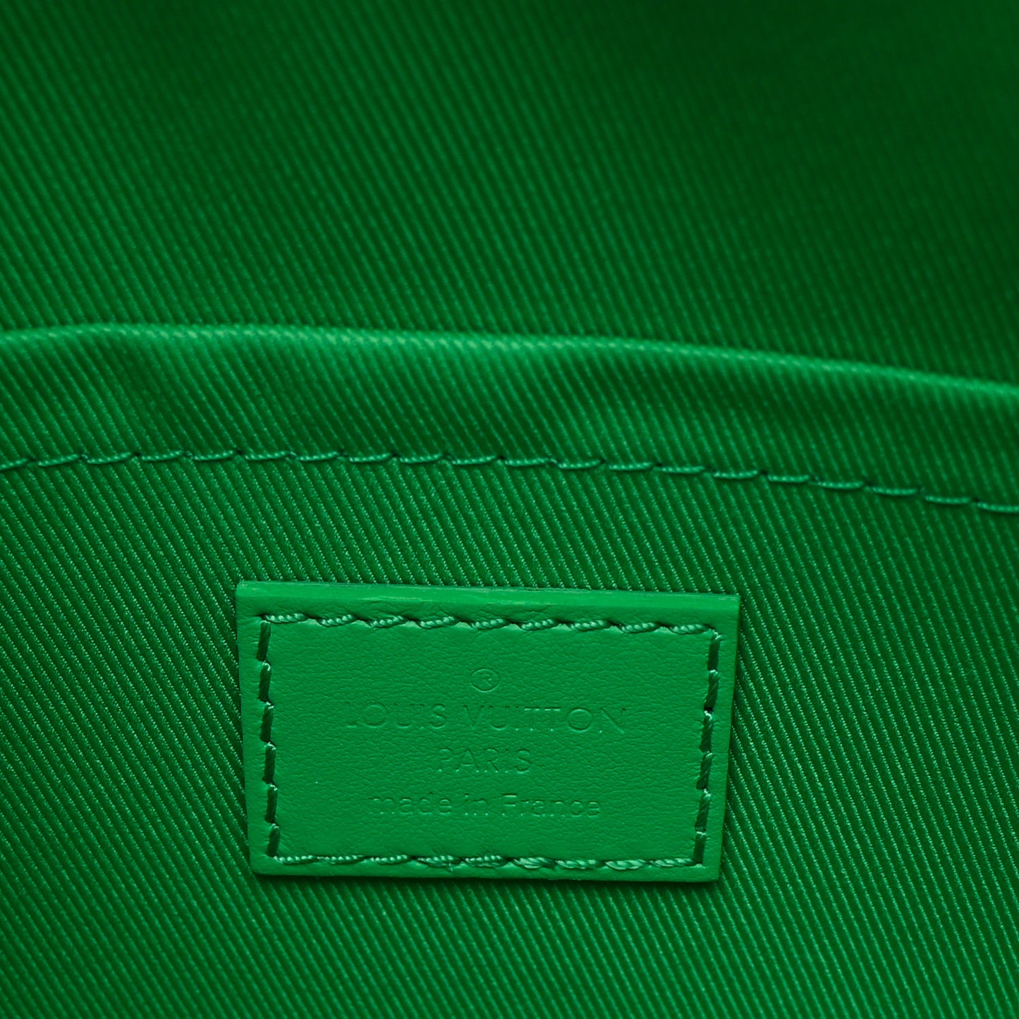 Taurillon Monogram S Lock Messenger Minty Green