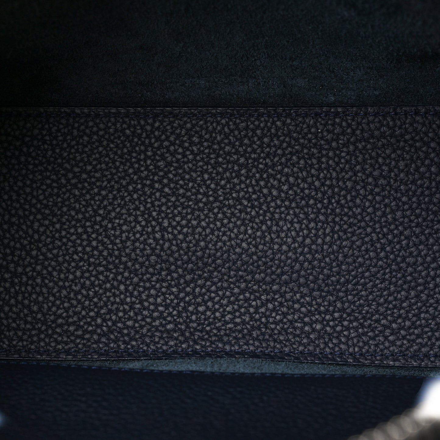 Taurillon Soft Cool Box MM Satchel Navy