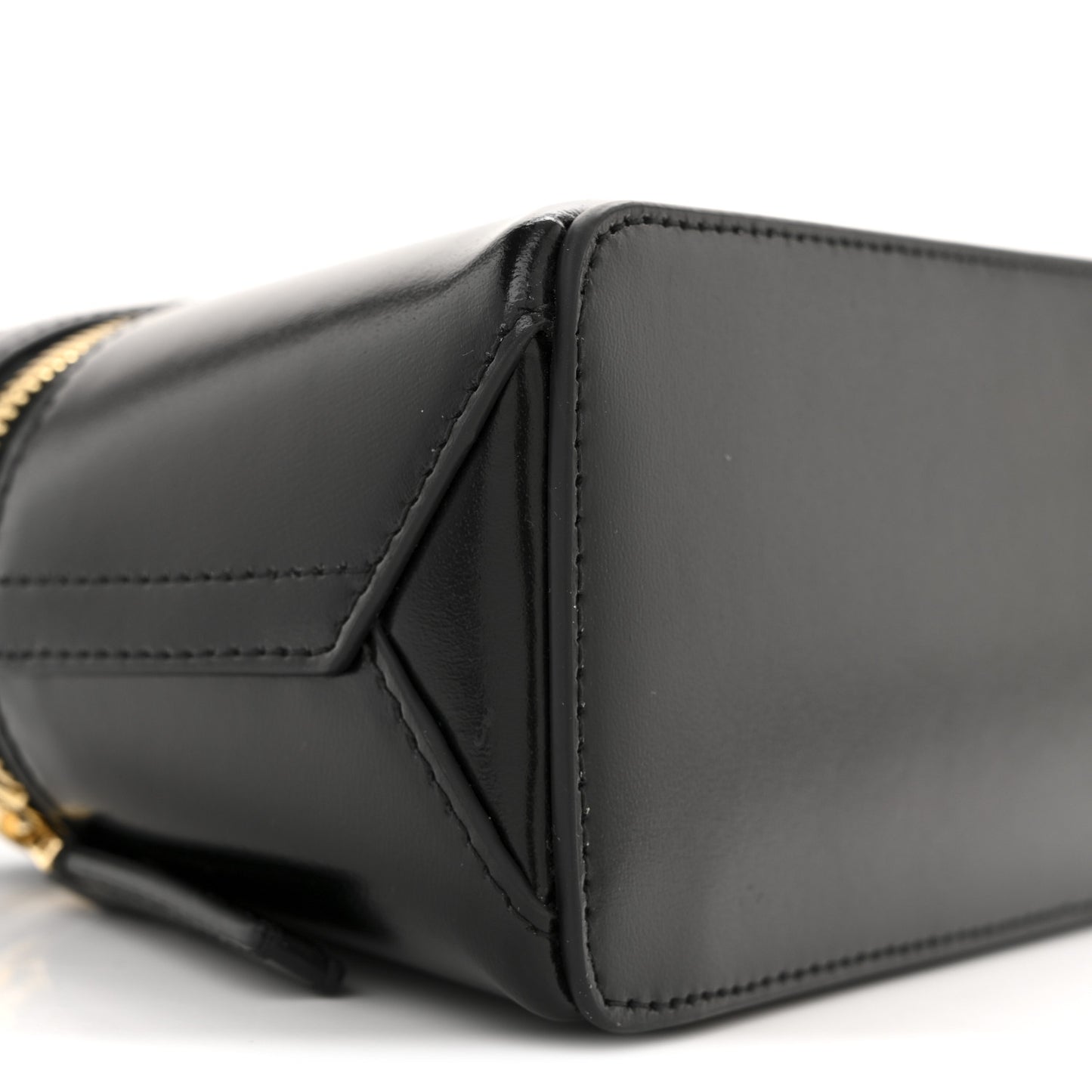 Box Calfskin Antigona Vanity Bag With Chain Black