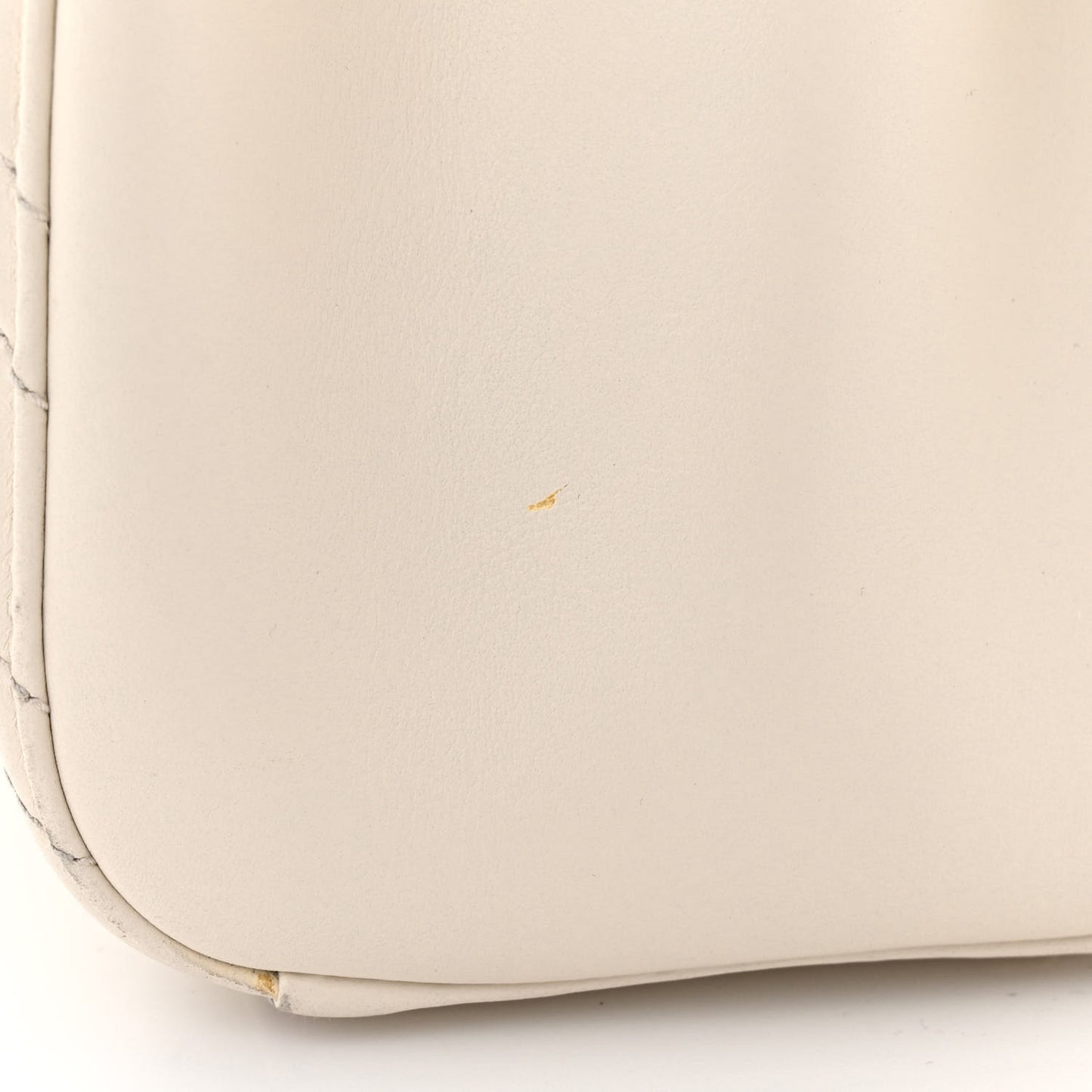 Calfskin Matelasse Small GG Marmont Tote White