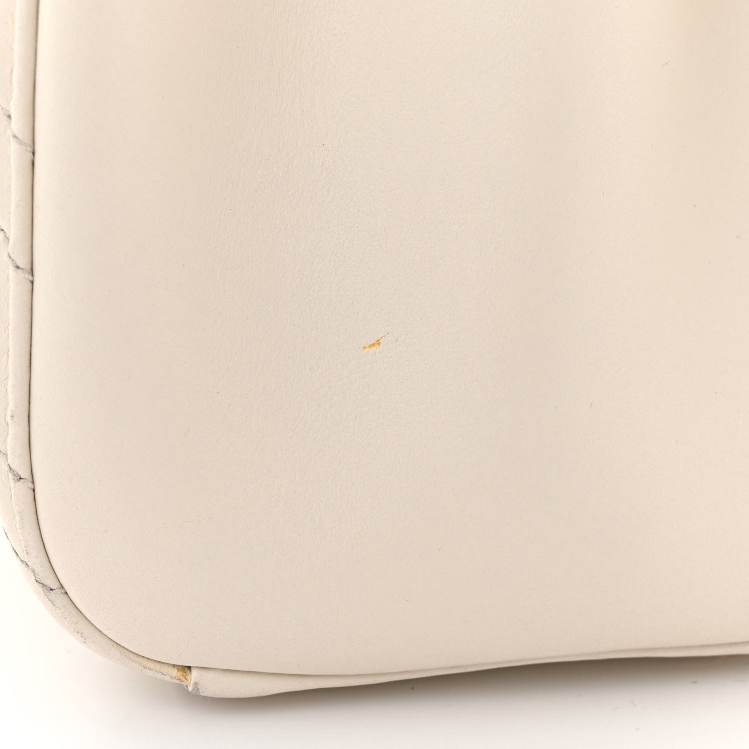 Gucci Calfskin Matelasse Small GG Marmont Tote White 13 of 17