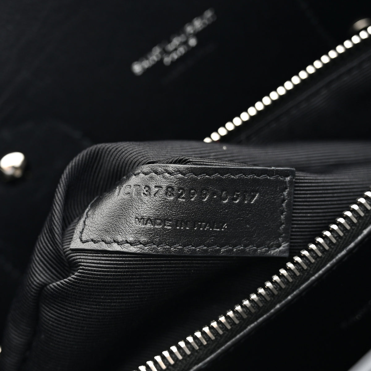 Grained Calfskin Small Sac De Jour Black