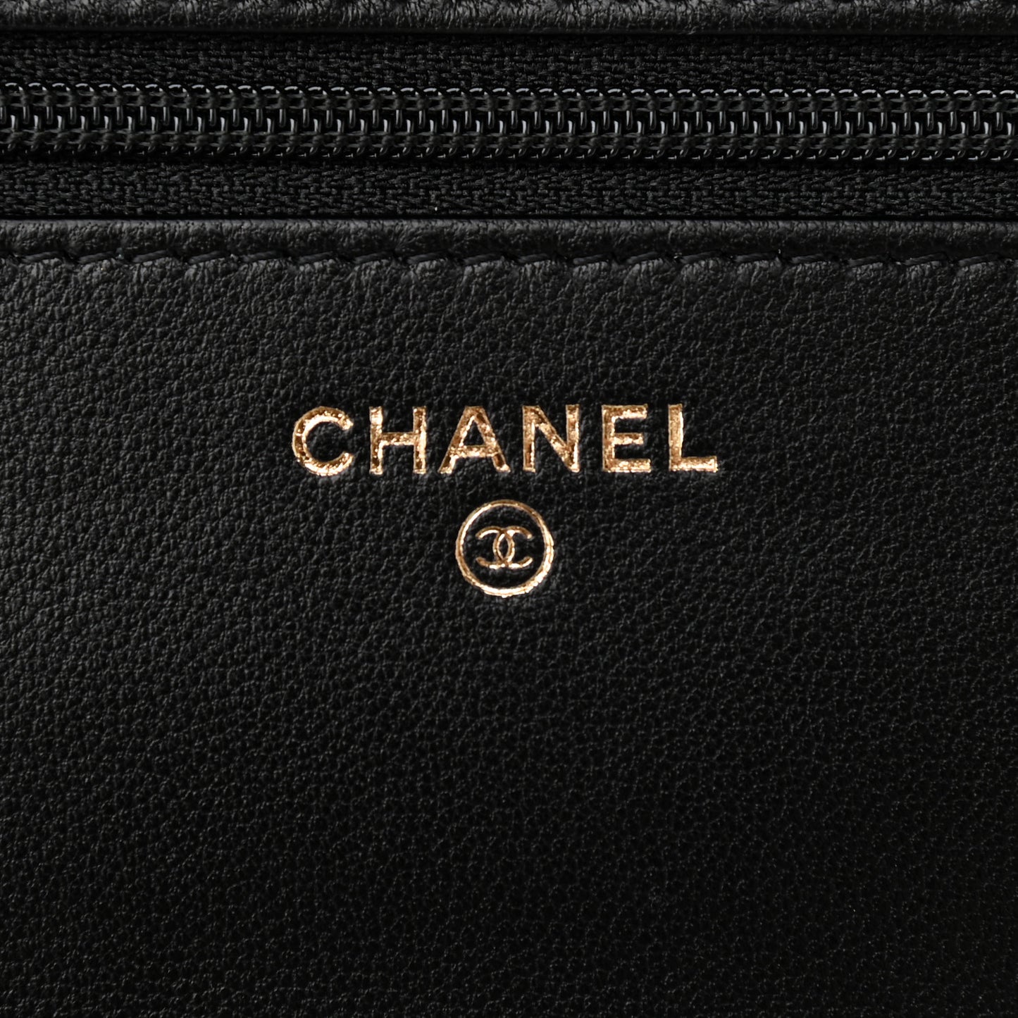 Lambskin Quilted CC Pearl Crush Wallet on Chain WOC Black