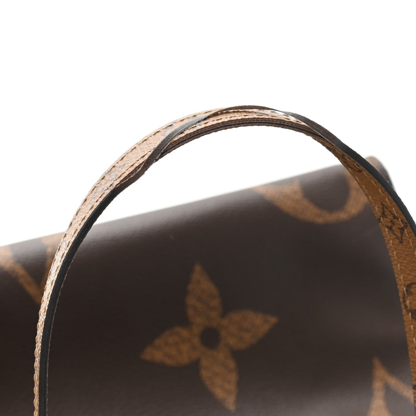 Reverse Monogram Giant Onthego MM