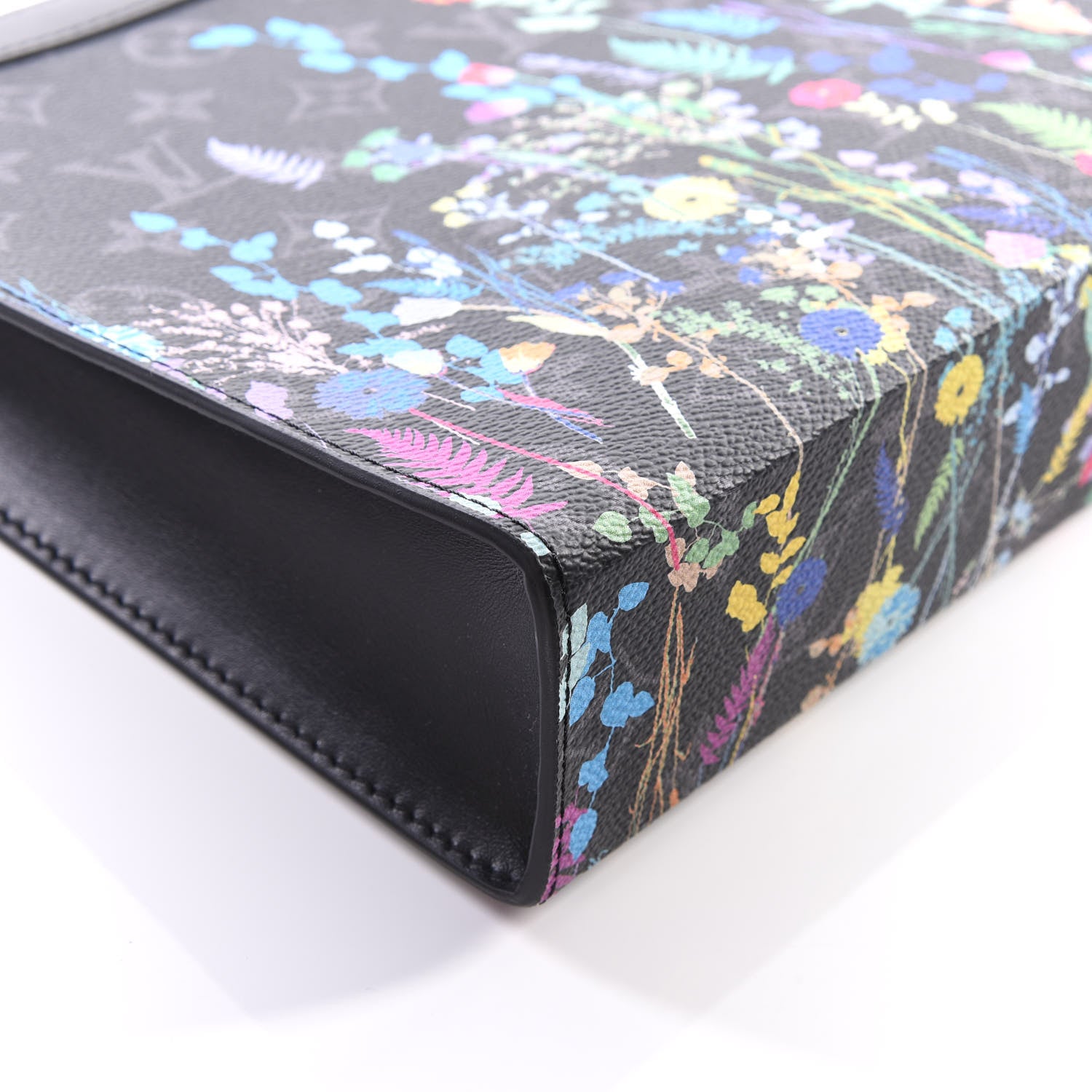 Louis Vuitton Monogram Eclipse Folia Pochette Voyage MM 5 of 13
