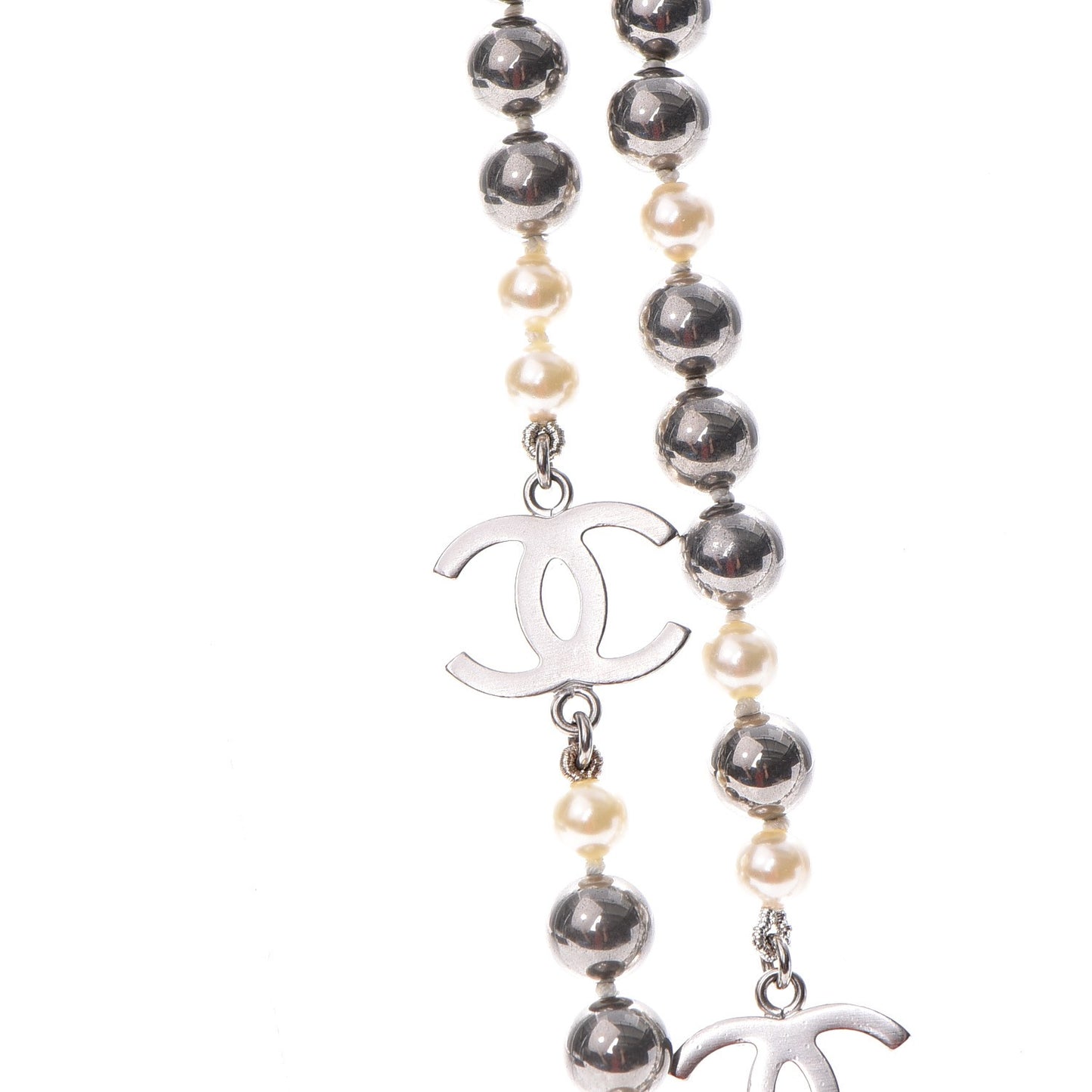 Pearl CC Long Necklace Silver Pearly White Grey