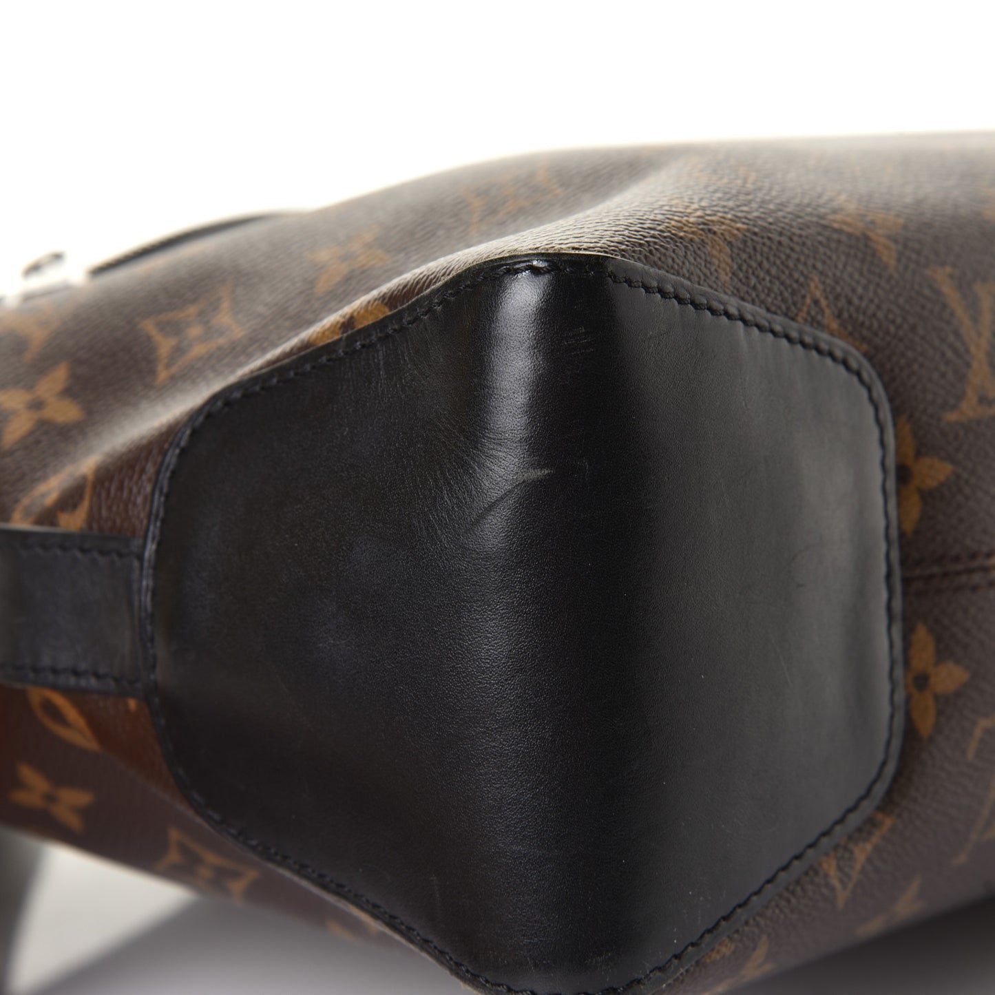 Monogram Macassar Torres Messenger