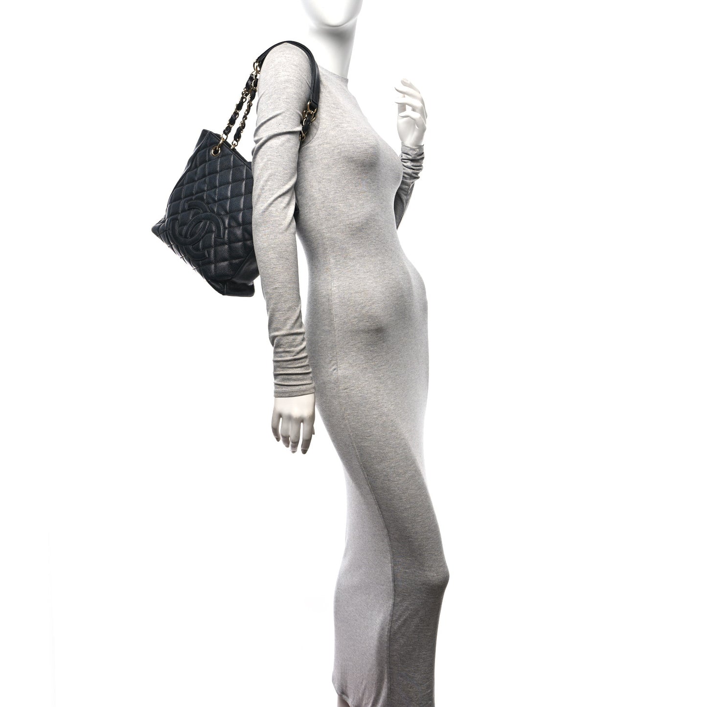 Caviar Quilted Petit Shopping Tote PST Black