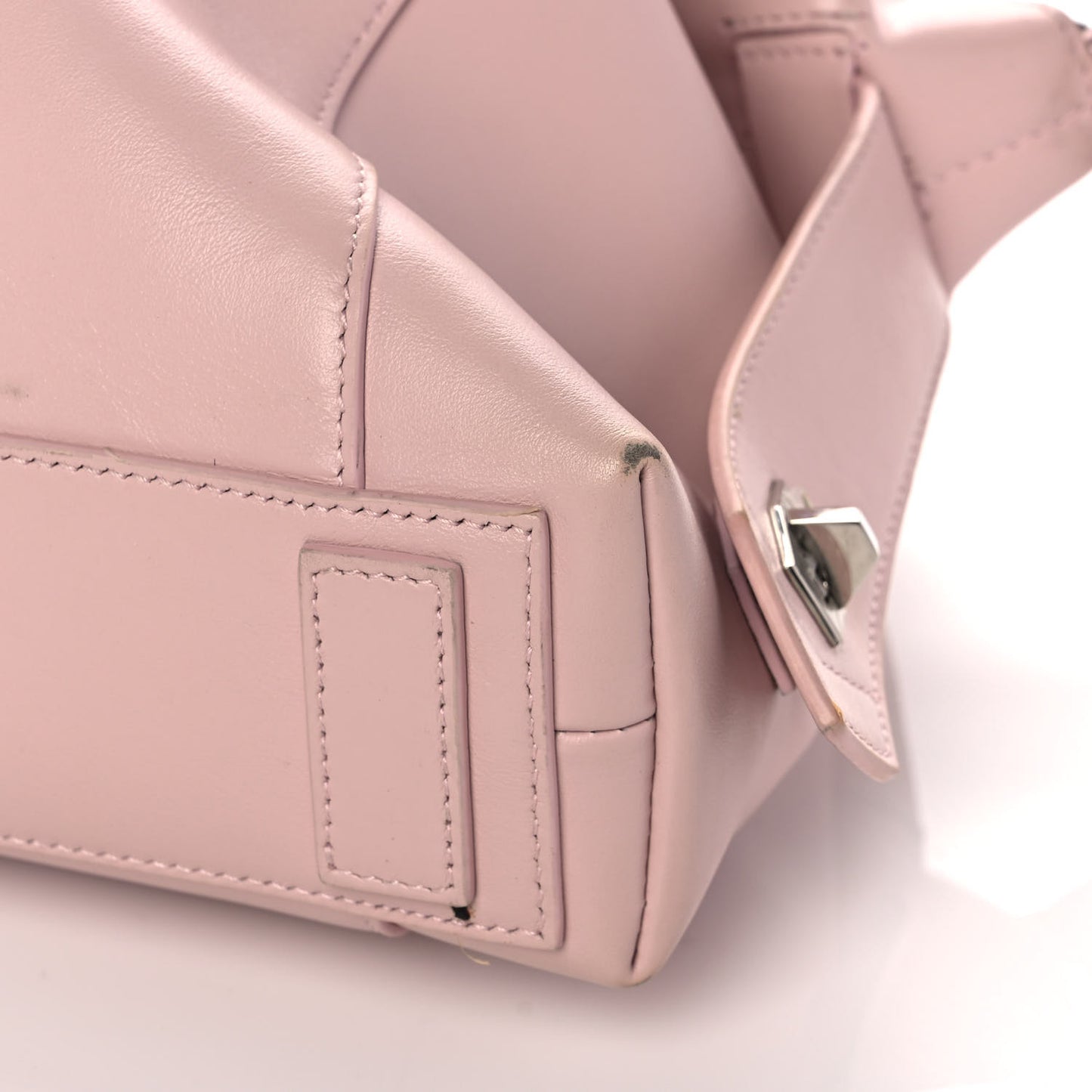 Calfskin Small Soft Antigona Candy Pink