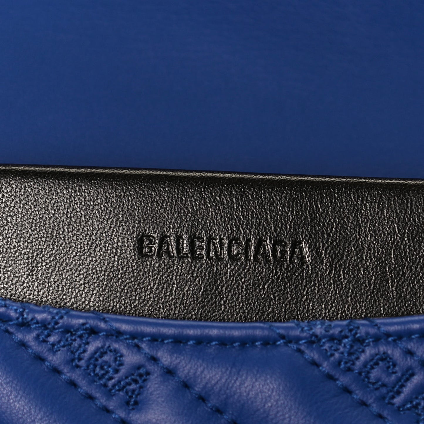 Calfskin Logo Matelasse M BB Round Shoulder Bag Royal Bleu