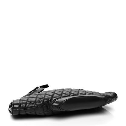 Alexander McQueen Lambskin Quilted De Manta Clutch 4 of 10