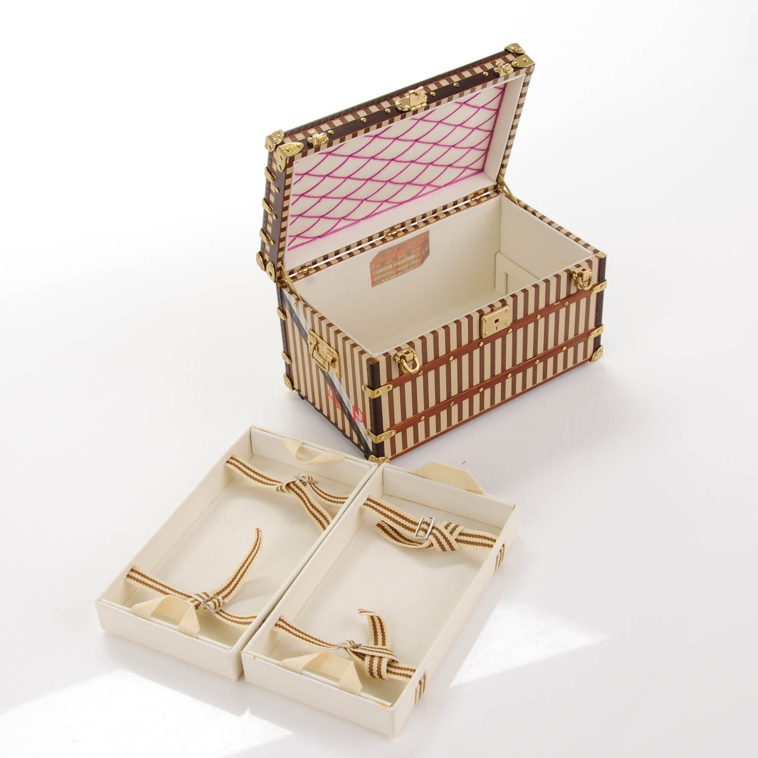 Louis Vuitton Birthday Malle Courrier Trunk Paperweight 9 of 10