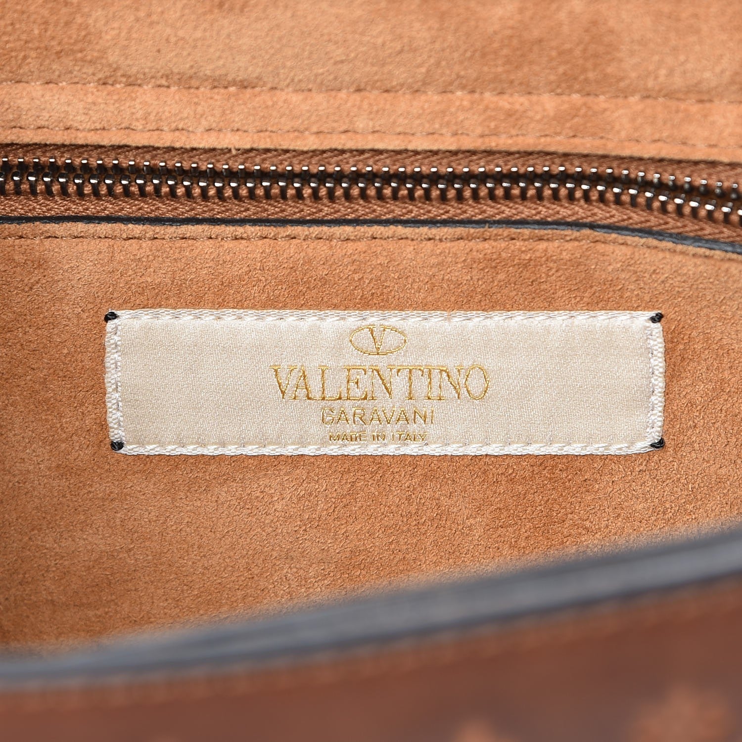 Valentino Garavani Calfskin Embossed Medium Guitar Strap Rockstud Rolling Flap Saddle Bag Tan 6 of 7