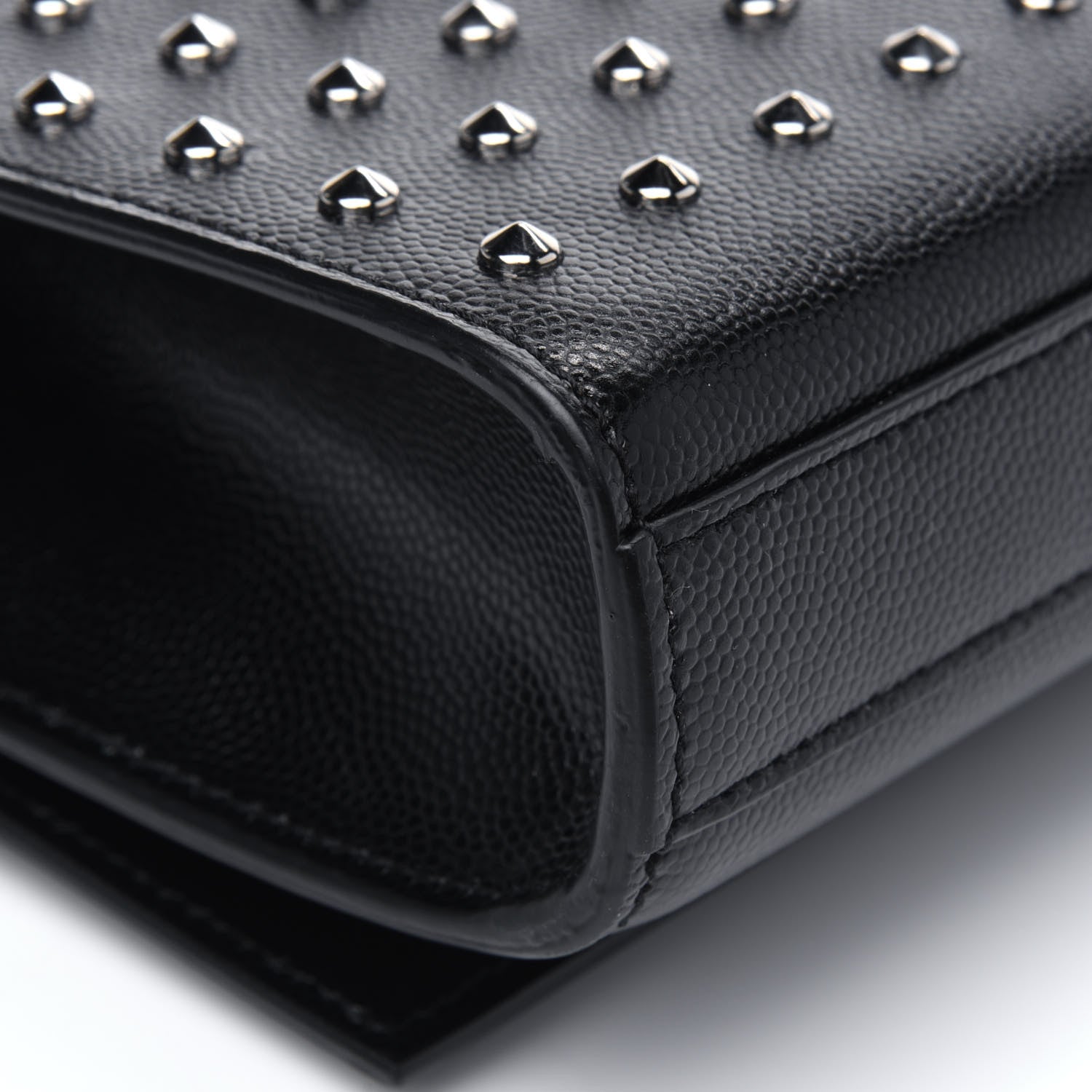 Saint Laurent Grain De Poudre Classic Monogram Studded Clutch Black 14 of 18