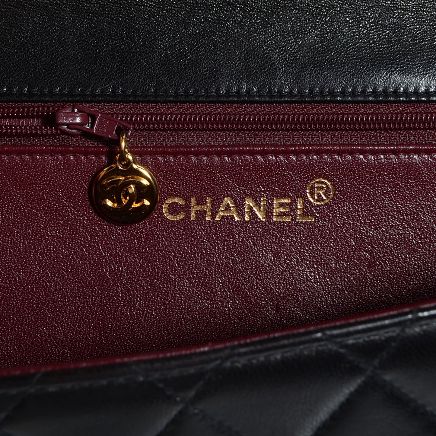 Lambskin Medium Single Flap Black