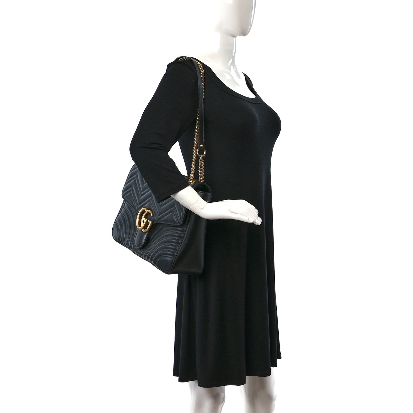 Calfskin Matelasse Large GG Marmont Shoulder Bag Black