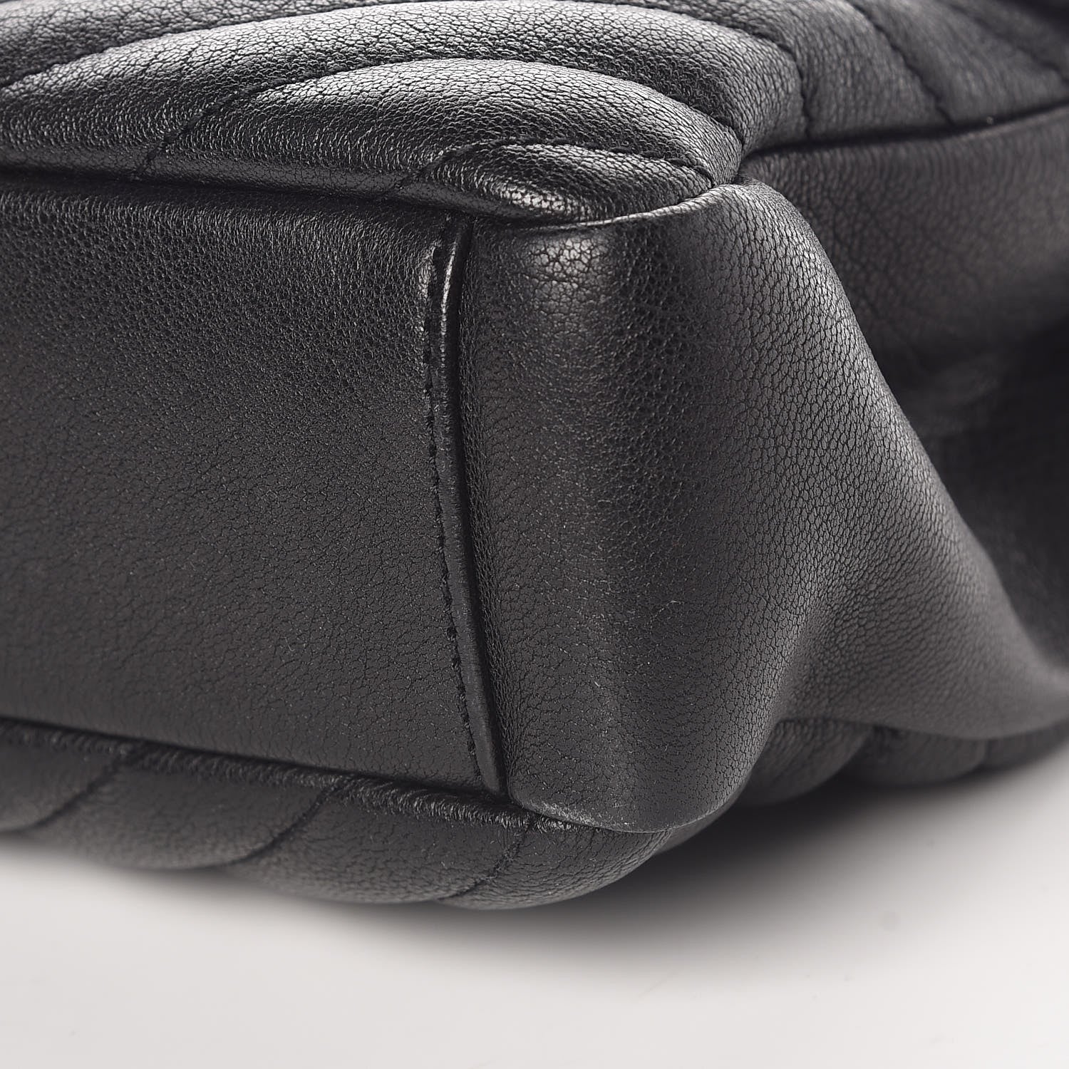 Saint Laurent Sheepskin Matelasse Chevron Monogram Medium College Bag Black 9 of 9