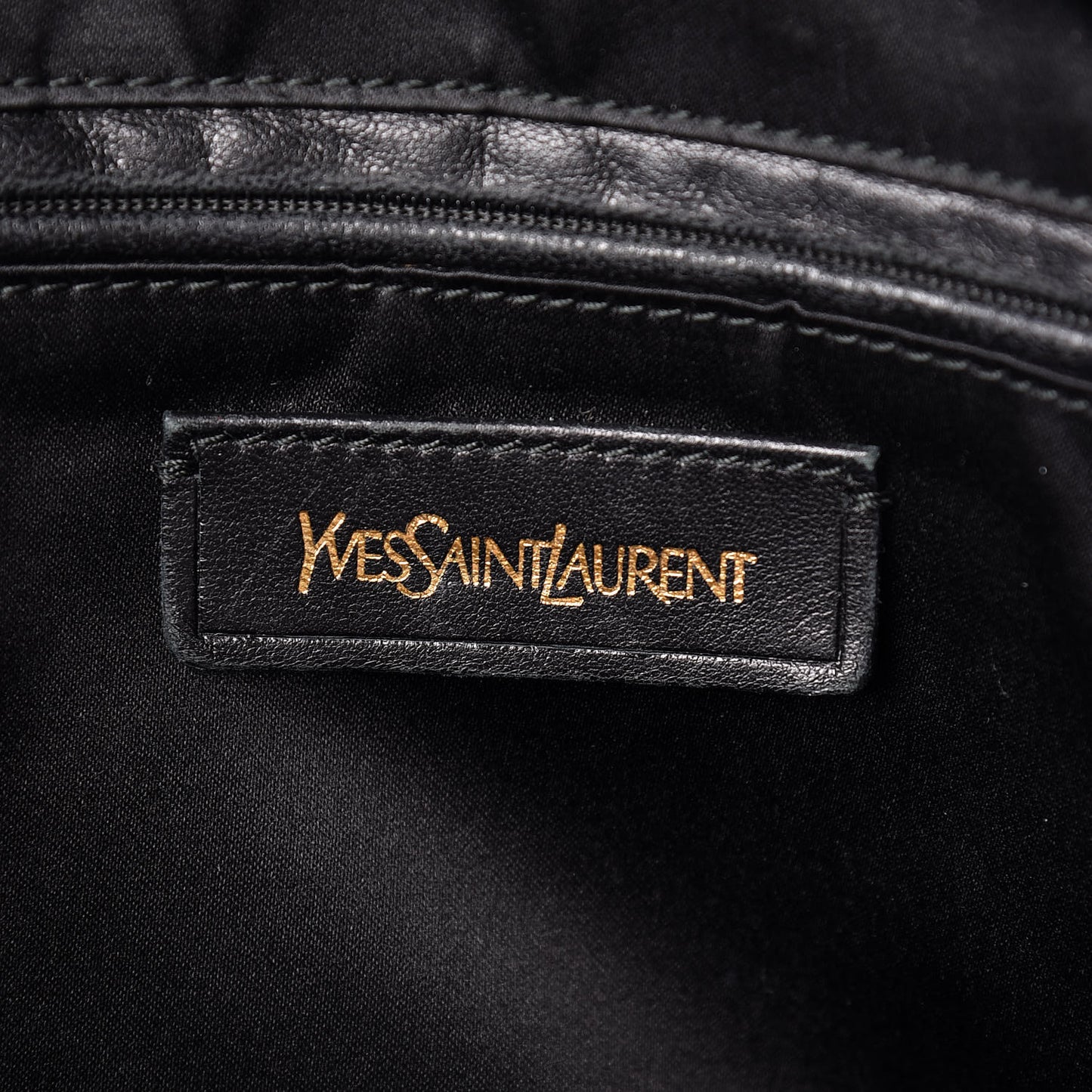 Calfskin Large Muse Black