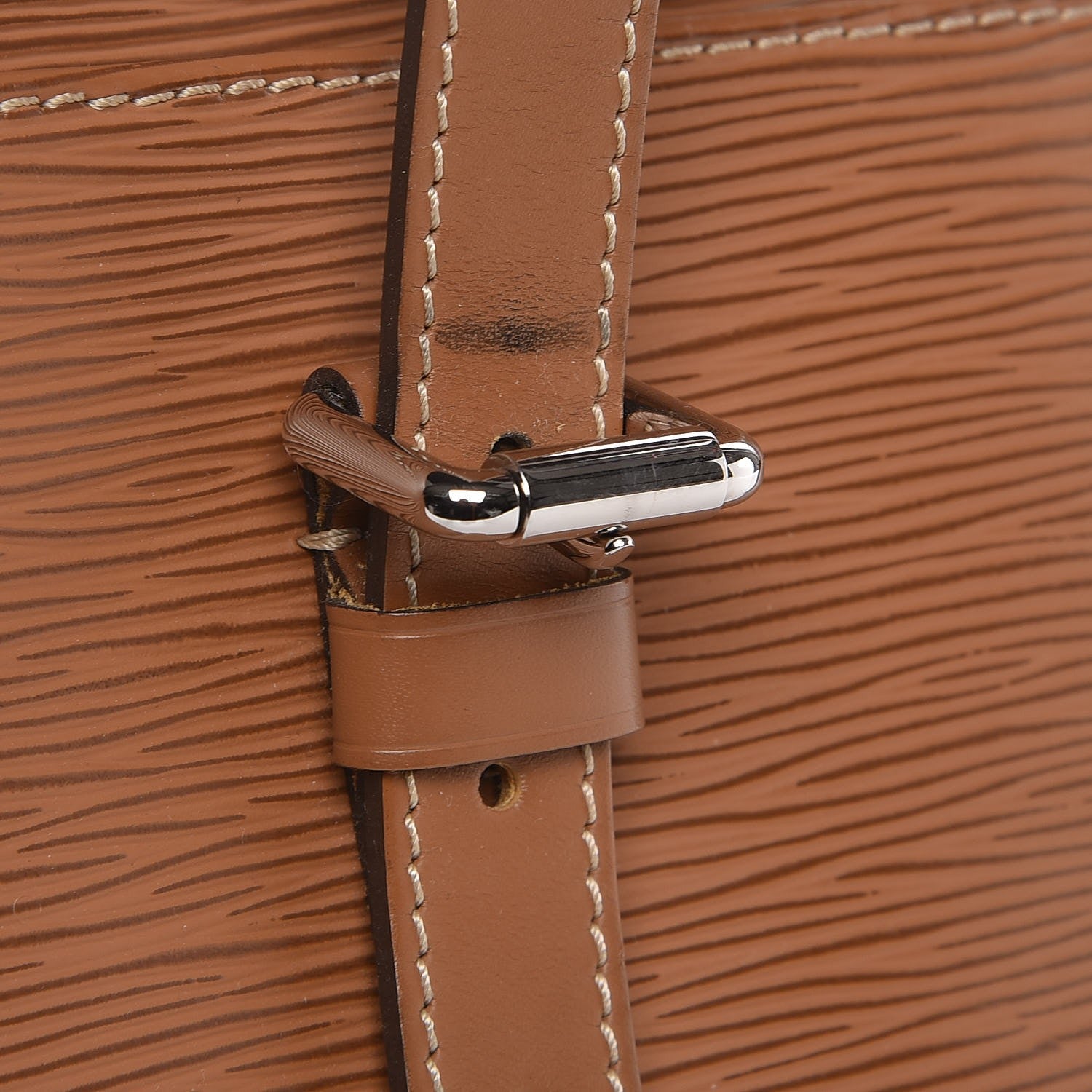 Louis Vuitton Epi Segur MM Cannelle 9 of 12