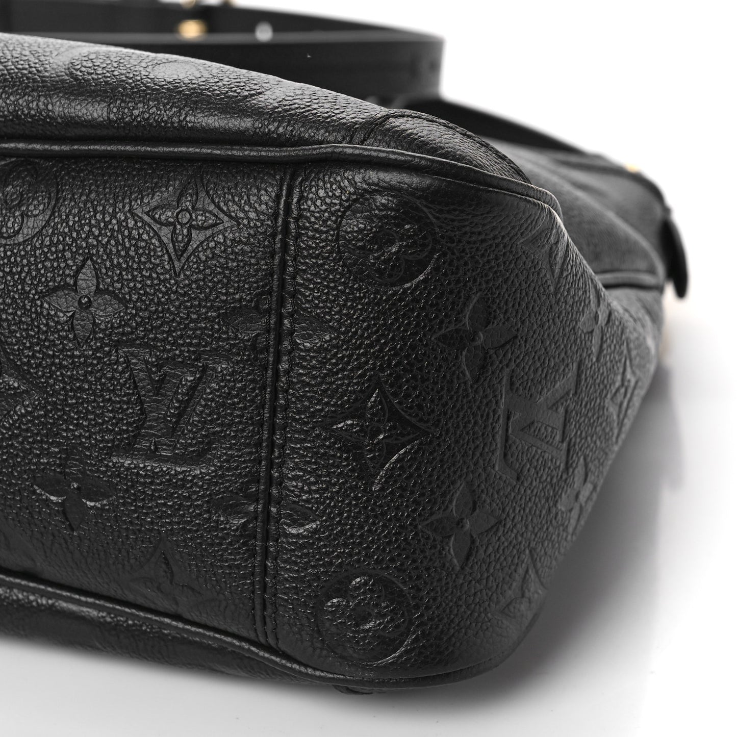 Empreinte Monogram Giant Trianon MM Black