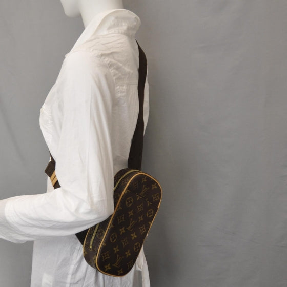 Louis Vuitton Monogram Pochette Gange 2 of 7