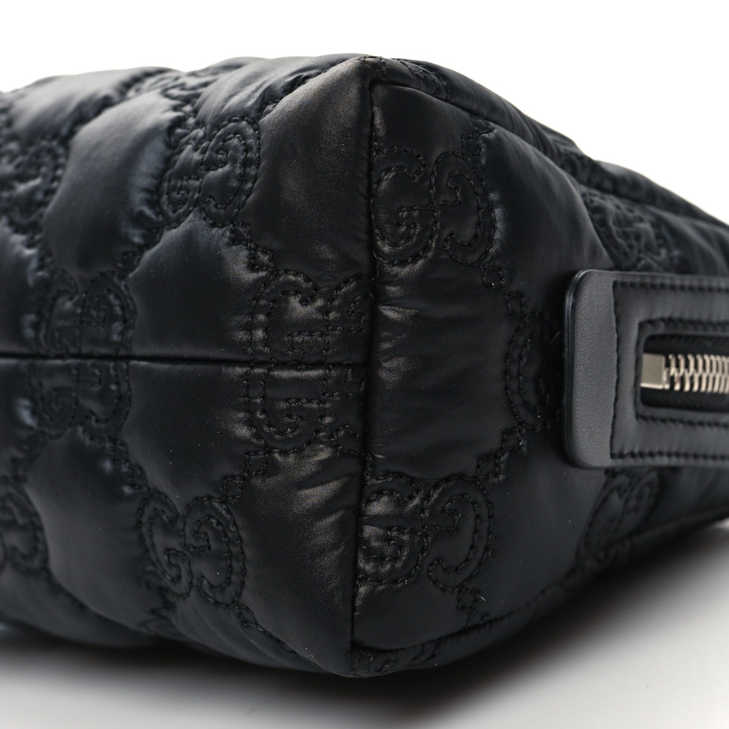 Gucci Nylon Calfskin Enamel GG Matelasse Beauty Case Black 10 of 10