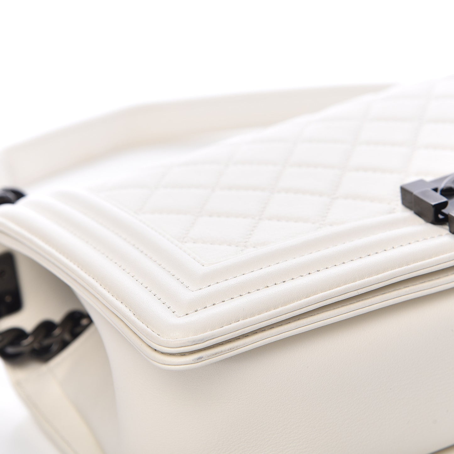 Calfskin Quilted Medium Boy Flap White