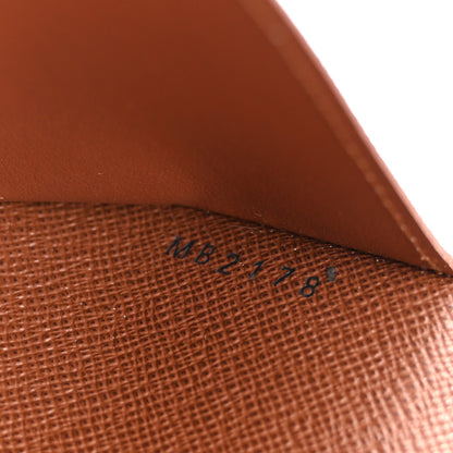 Louis Vuitton Monogram Passport Cover 7 of 7