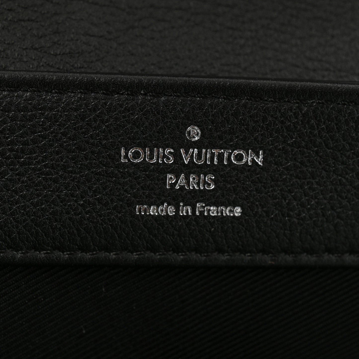 Calfskin Lockme II Chain Bag BB Black