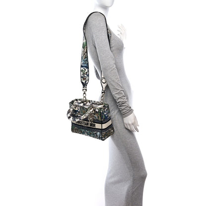 Christian Dior Canvas Embroidered Etoile de Voyage Medium Lady D-Lite Multicolor 3 of 10