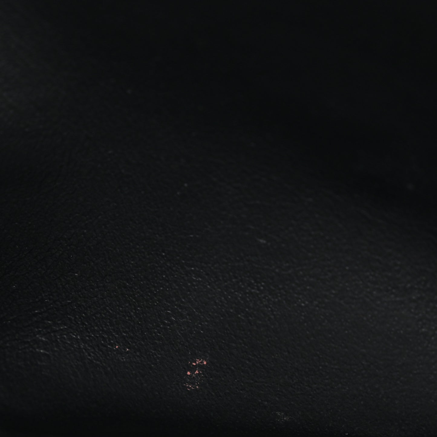 Grain De Poudre Matelasse Chevron Monogram Chain Wallet Black