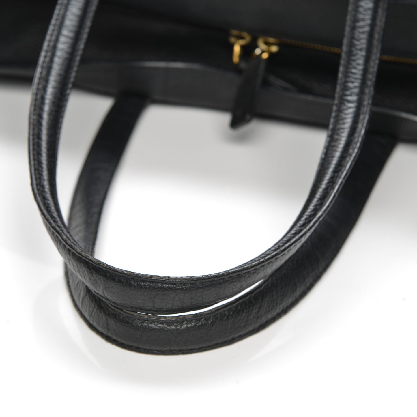Pebbled Calfskin Large Skull Padlock Zip Around Tote Black