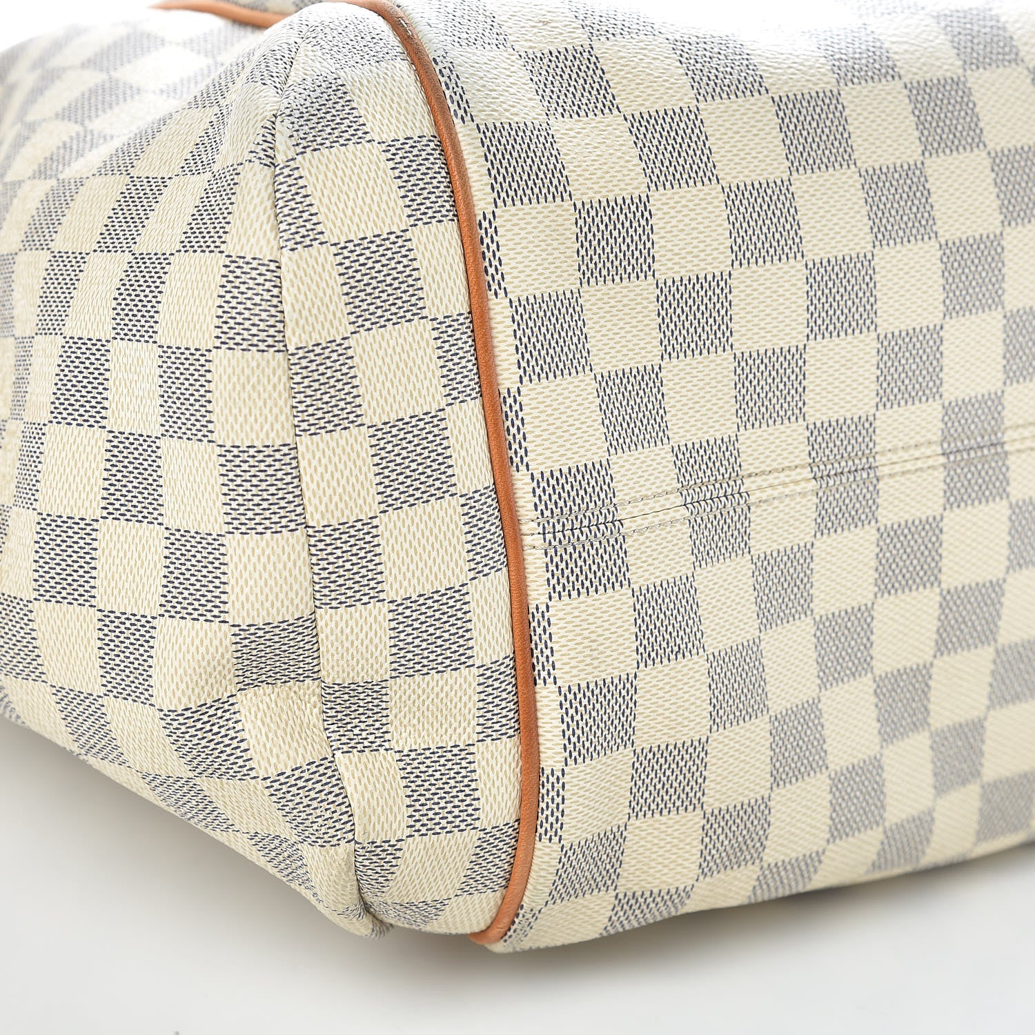 Louis Vuitton Damier Azur Totally GM 6 of 18
