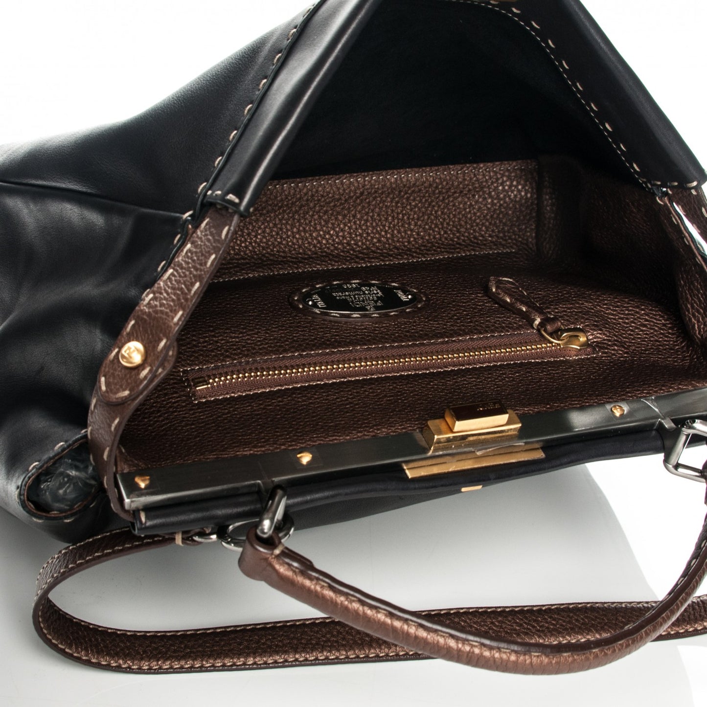 Vitello Saddle Cuoio Romano Selleria Large Peekaboo Iconic Satchel Black
