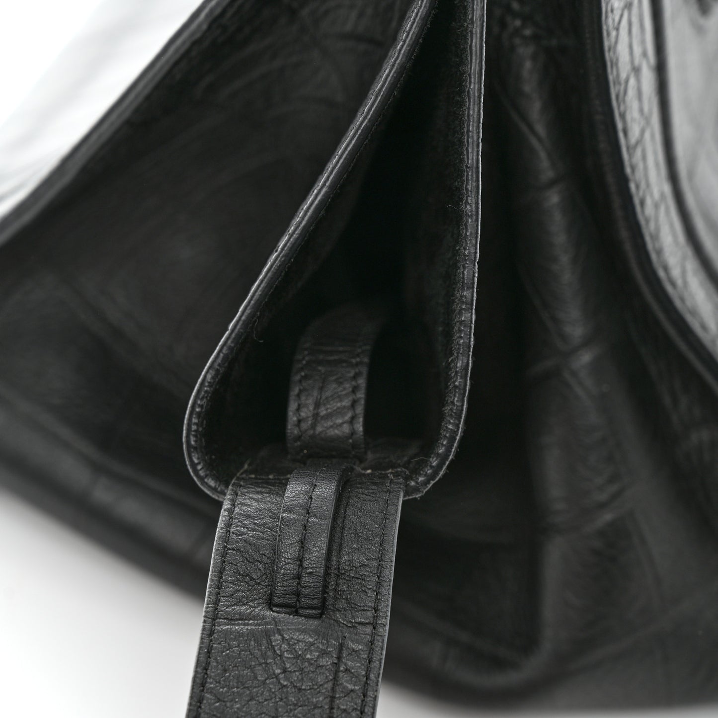 Calfskin Crocodile Embossed Medium Phantom Luggage Black