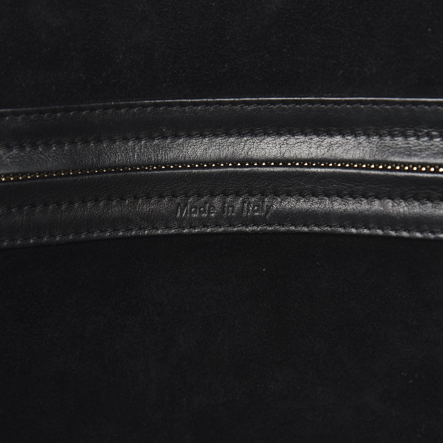 Smooth Calfskin Medium Phantom Luggage Black