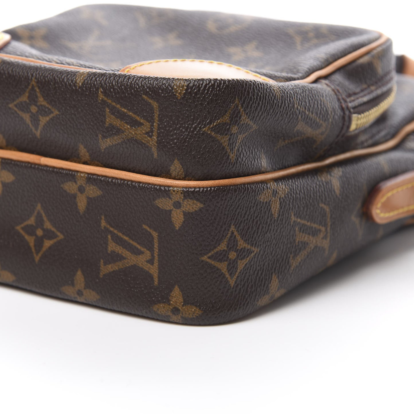 Monogram Amazone