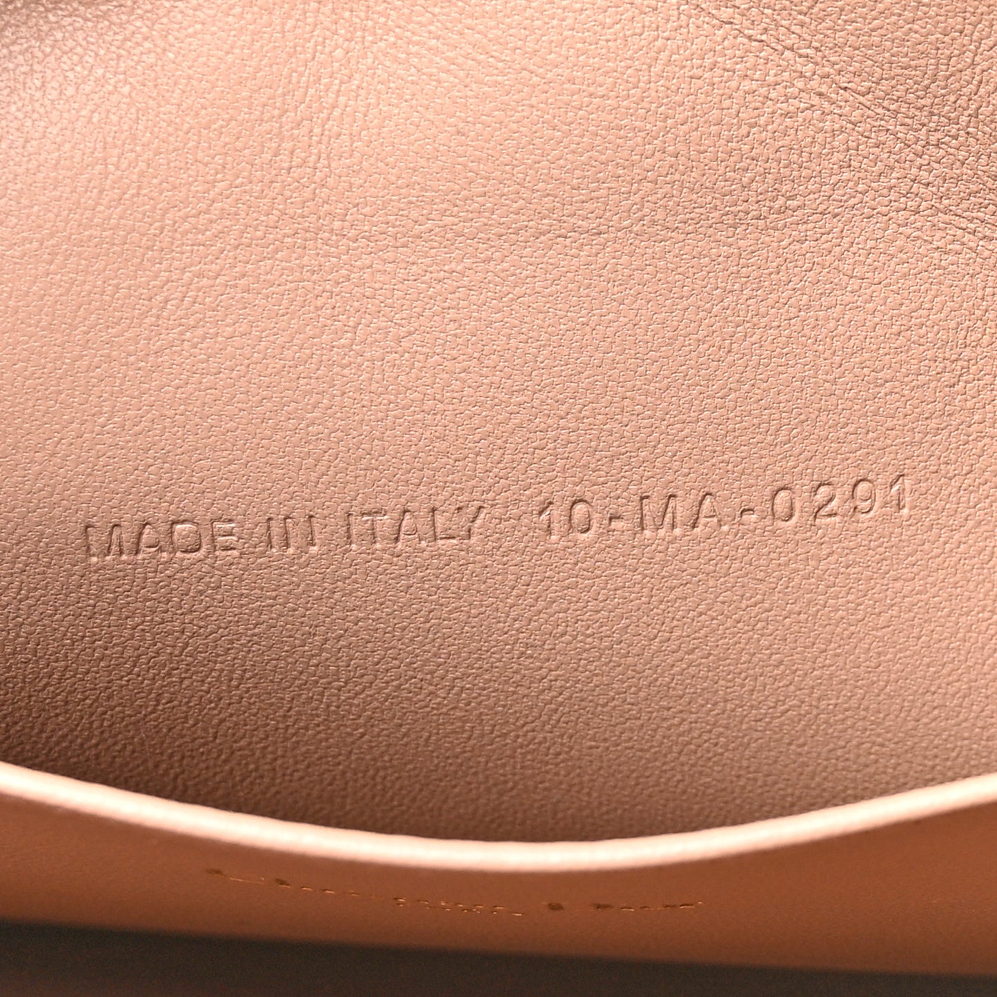 Supple Calfskin Cannage Large Caro Daily Pouch Rose Des Vents