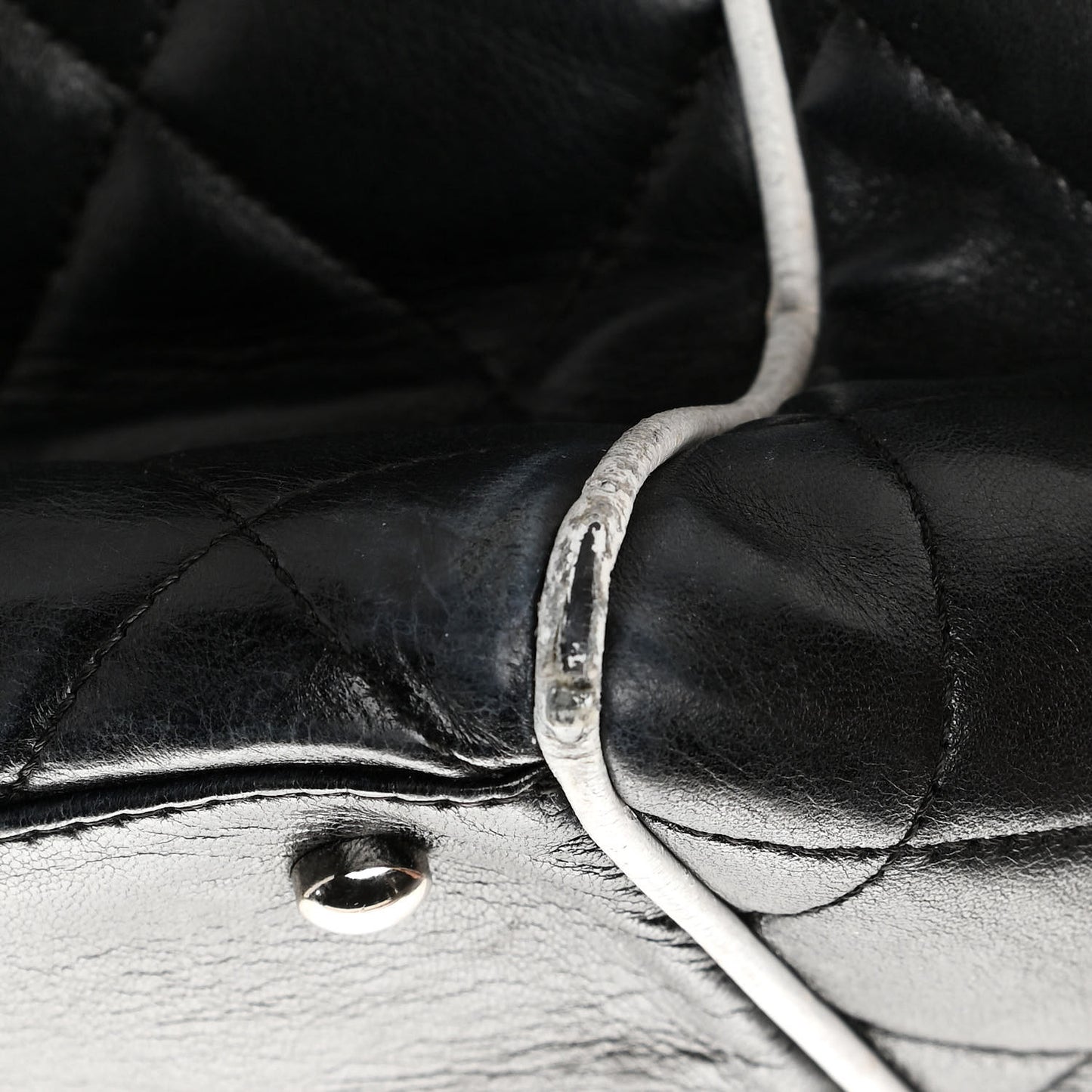 Lambskin Quilted Tote Black White