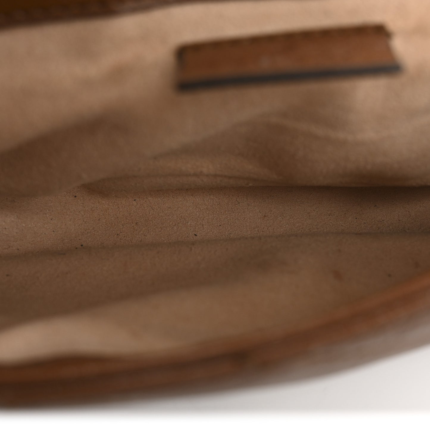 Azalea Calfskin Matelasse Diagonal Super Mini GG Marmont Shoulder Bag Cuir