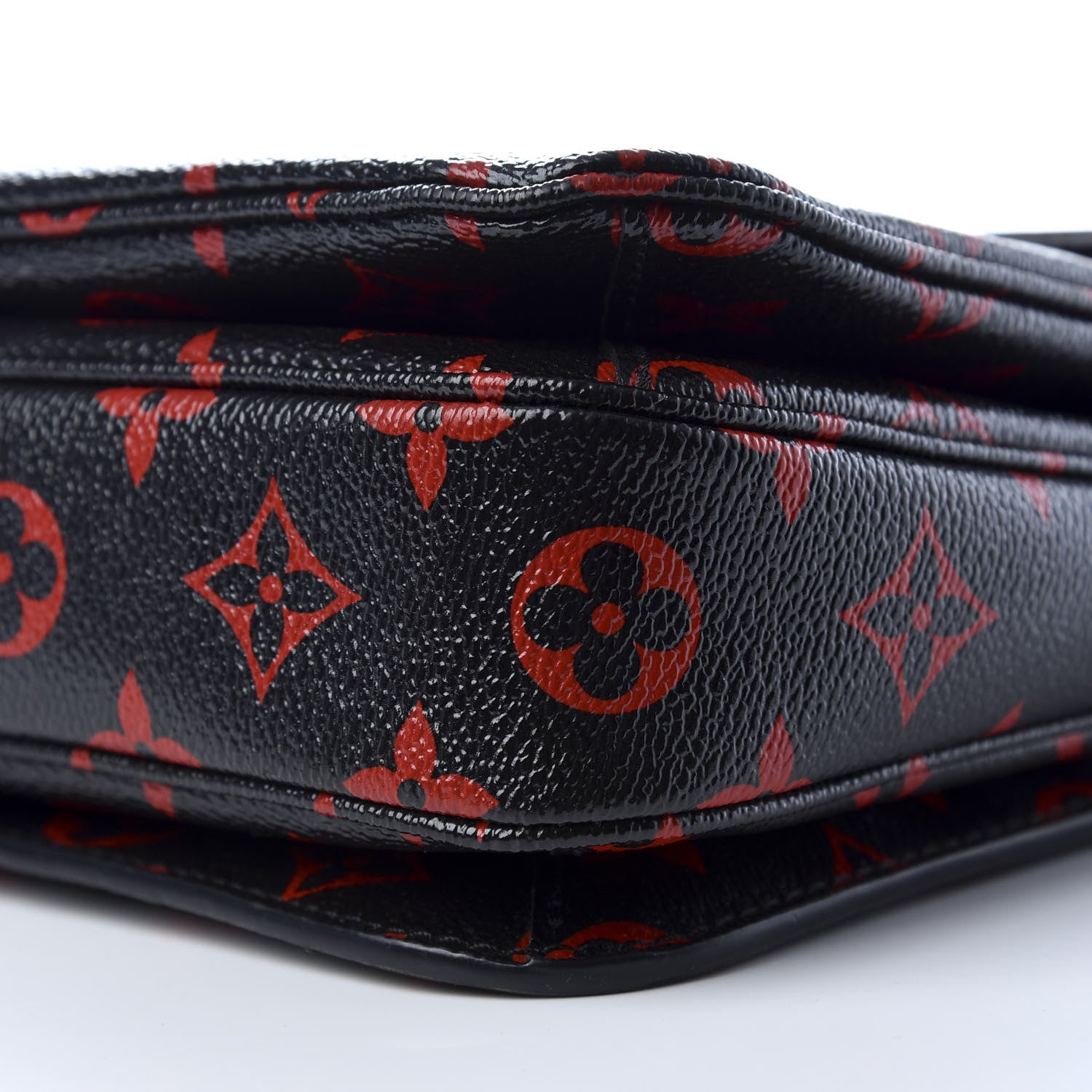 Louis Vuitton Monogram Infrarouge Pochette Metis 11 of 12