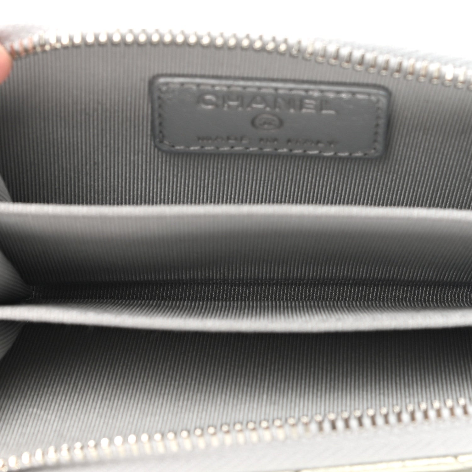 Chanel Gradient Metallic Calfskin Quilted Zip Around Coin Purse Wallet Silver Blue Yellow Purple 5 of 8