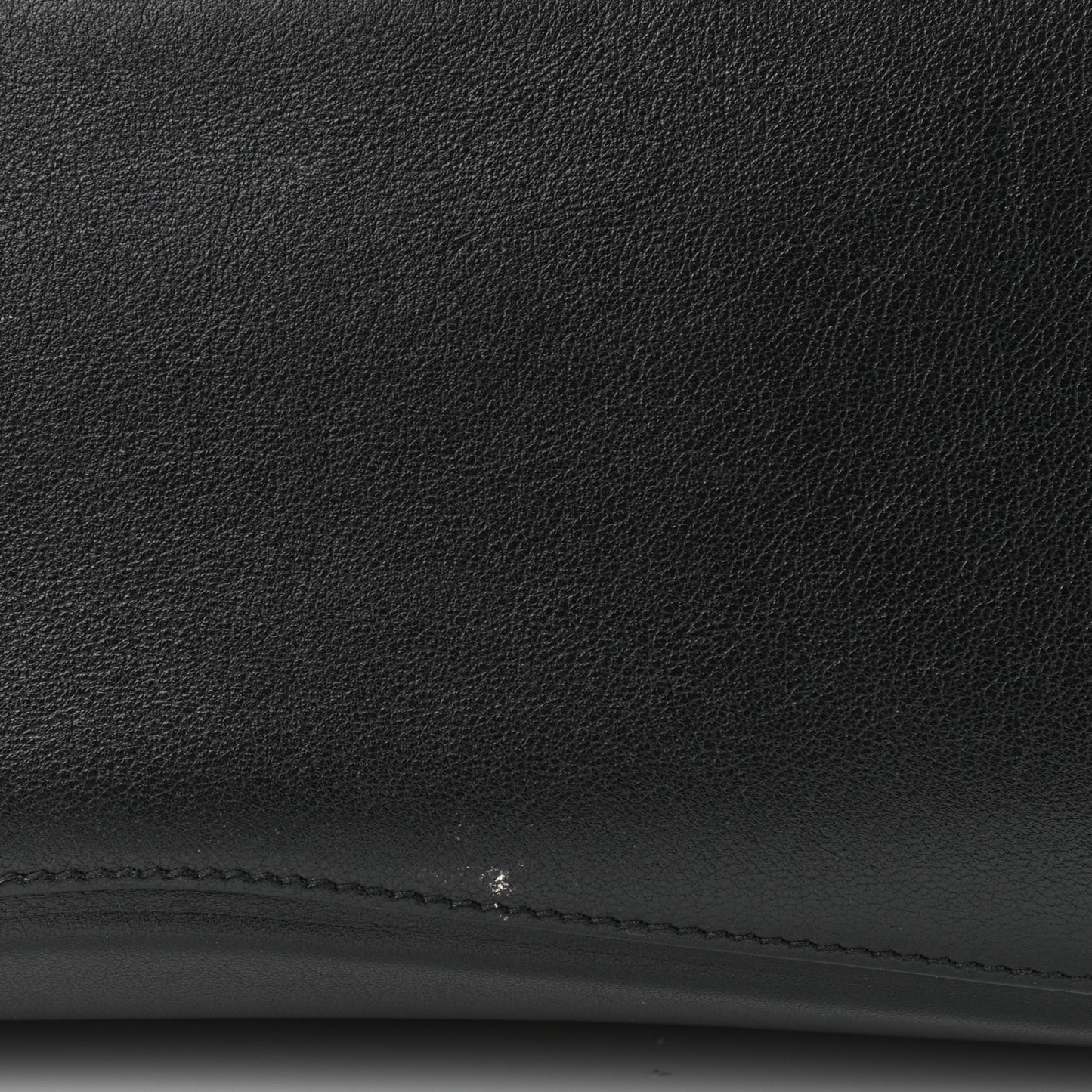 Cake Calfskin Tonal Hardware Neo Classic City Black